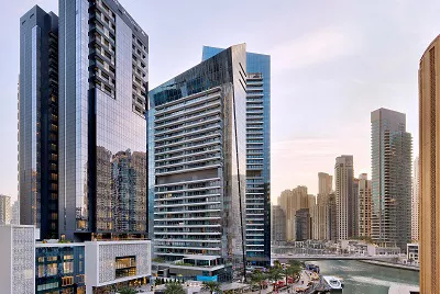 Crown Plaza Dubai Marina*****Dubai Golfreisen und Golfurlaub