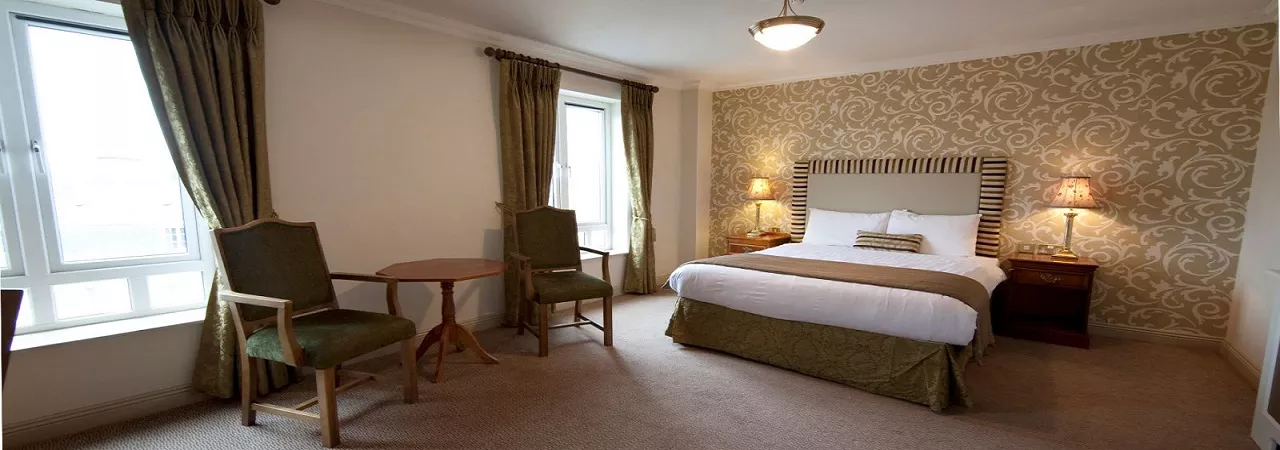 Bracken Court Hotel**** - Irland