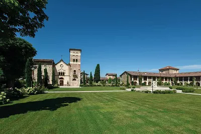 Preiswert Golfen am Gardasee - Chervó Golf Hotel Apartments San Vigilio****Italien Golfreisen und Golfurlaub