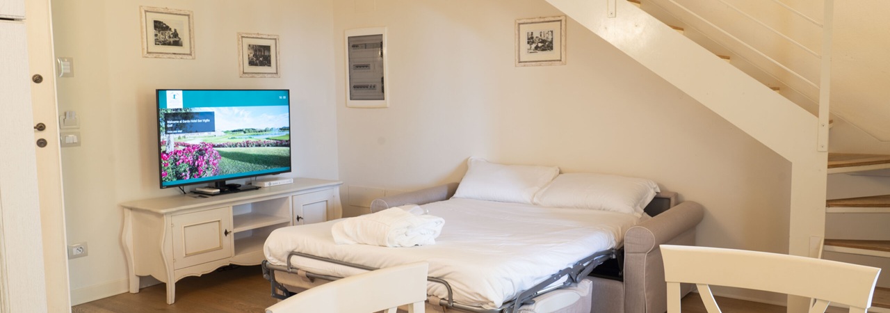 Preiswert Golfen am Gardasee - Garda Hotel San Vigilio Golf Apartments **** - Italien