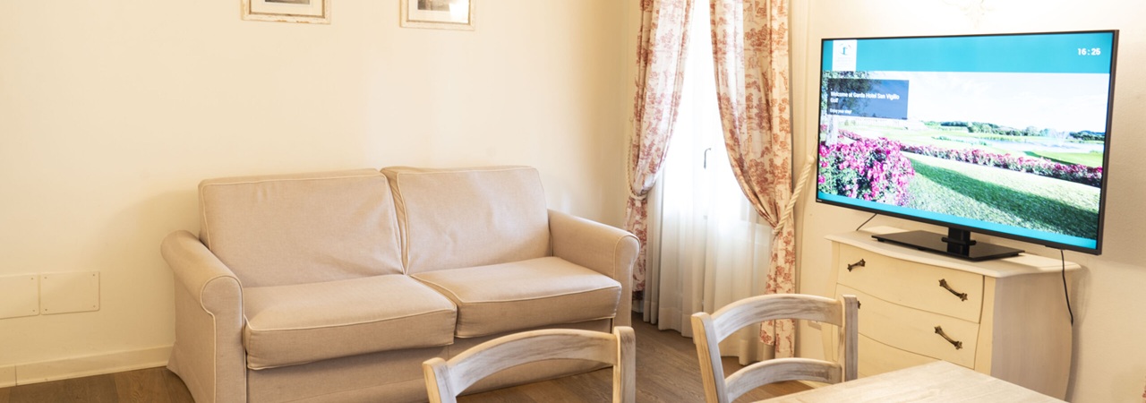 Preiswert Golfen am Gardasee - Garda Hotel San Vigilio Golf Apartments **** - Italien