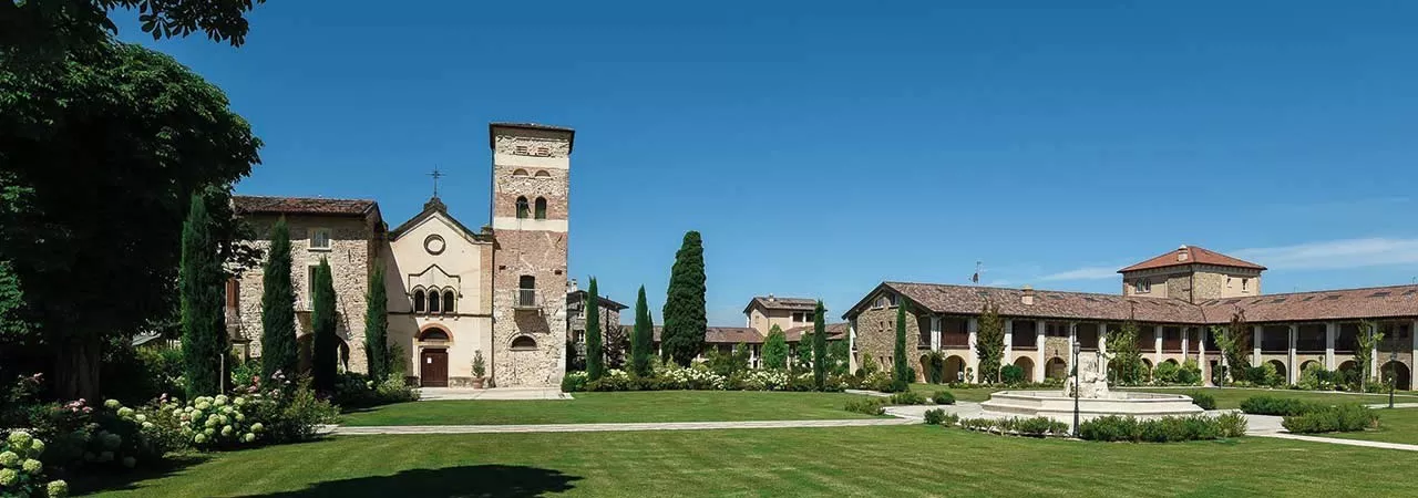 Preiswert Golfen am Gardasee - Chervó Golf Hotel Apartments San Vigilio**** - Italien