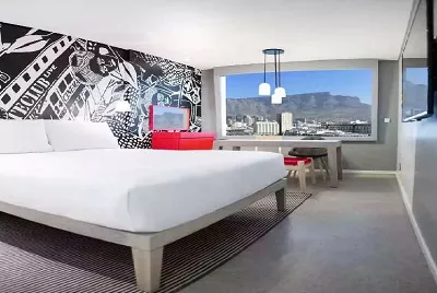 Radisson Red Cape Town****Südafrika Golfreisen und Golfurlaub