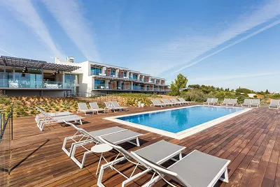 Top Angebot Lagos - Onyria Palmares Beach House Hotel*****