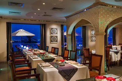 Oman Spezial - Crowne Placa Muscat*****Oman Golfreisen und Golfurlaub