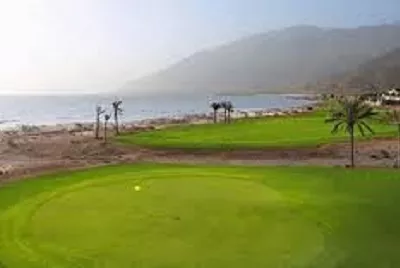 Jebel Sifah GolfOman Golfreisen und Golfurlaub