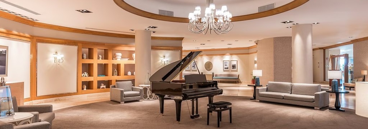 Sesimbra Oceanfront Hotel - Portugal