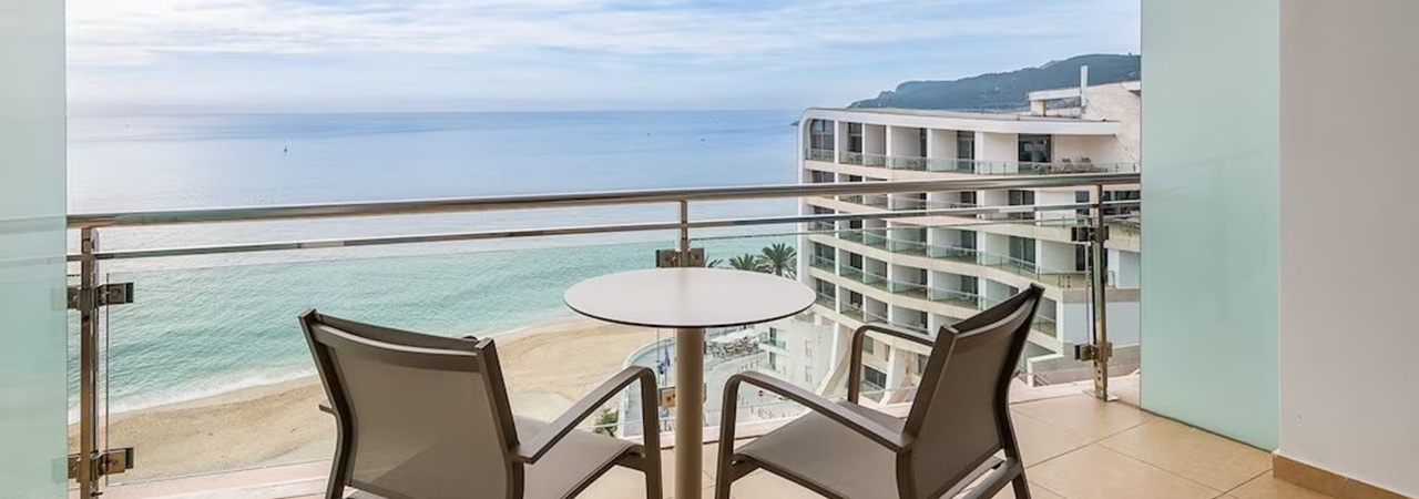 Sesimbra Oceanfront Hotel - Portugal