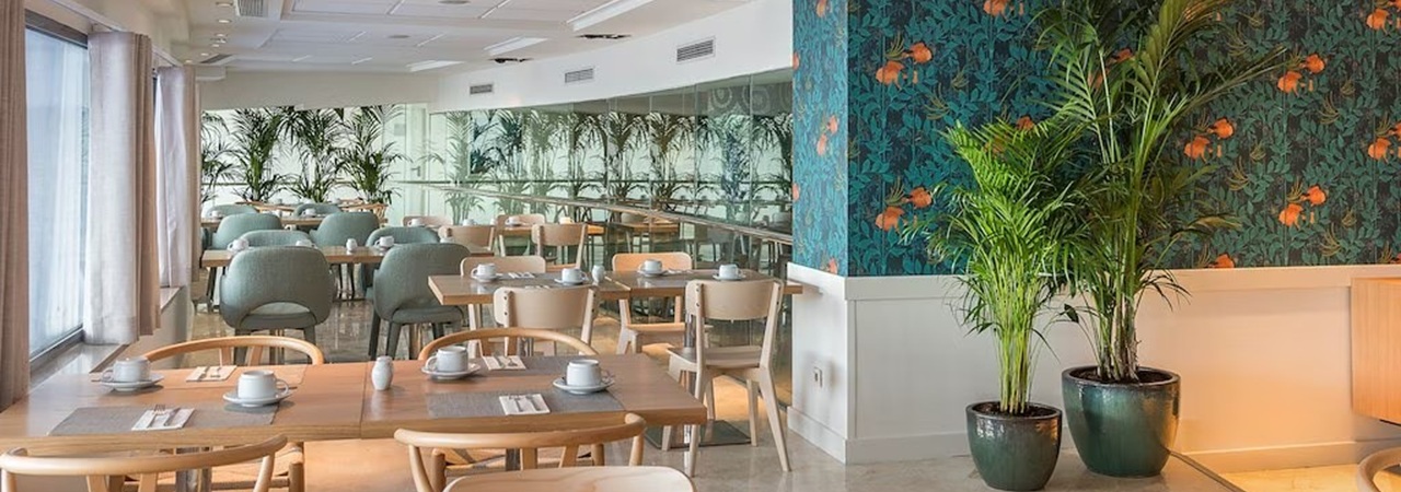 Sesimbra Oceanfront Hotel - Portugal