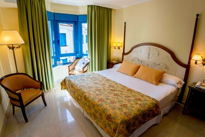 www.lomasdecampoamor.esSpanien Golfreisen und Golfurlaub