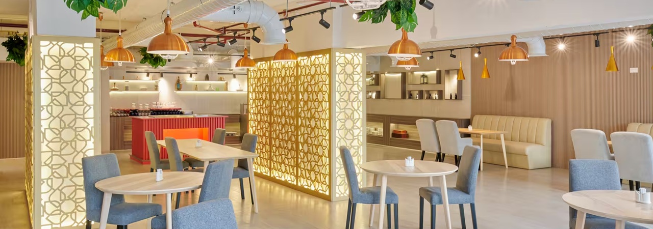 Ramada by Wyndham Doha Old Town - Katar