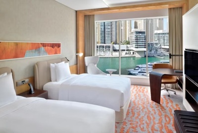 Crowne Plaza Dubai MarinaDubai Golfreisen und Golfurlaub Crowne Plaza Dubai MarinaDubai Golfreisen und Golfurlaub